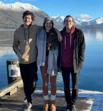 Eliza McCartney with her younger brothers.